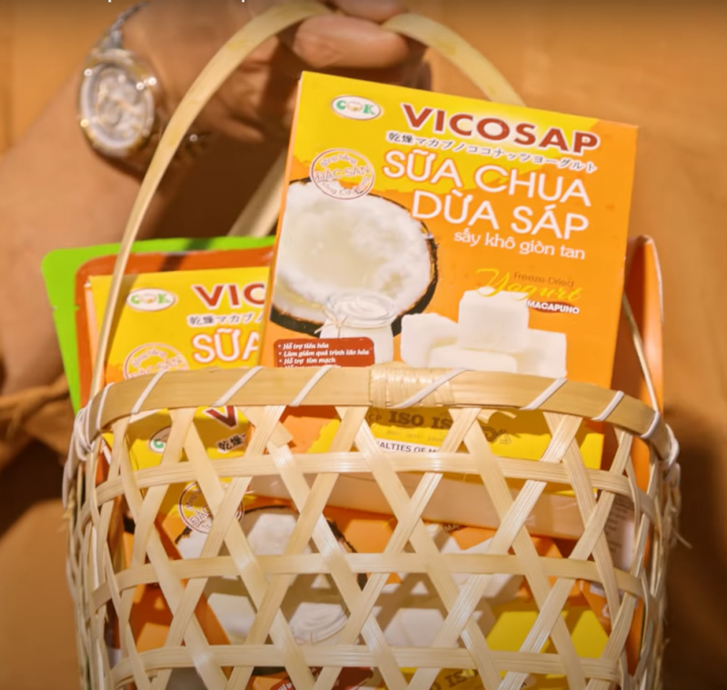 [THÙNG] Sữa Chua Dừa Sáp Sấy Giòn Tan Vicosap 25g